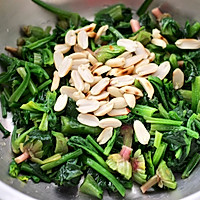 #憋在家里吃什么#花生米拌红根菠菜的做法图解12