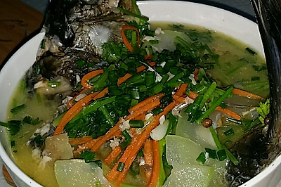 鲫鱼节瓜营养汤