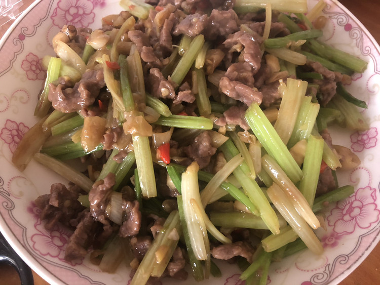 野山椒炒牛肉的做法