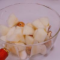 秋日去火饮品海底椰雪梨汤的做法图解2