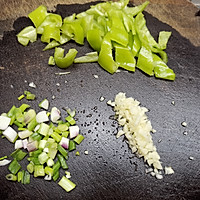 红肠土豆片的做法图解3