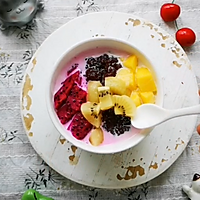 秒杀甜品店的紫米水果捞的做法图解4