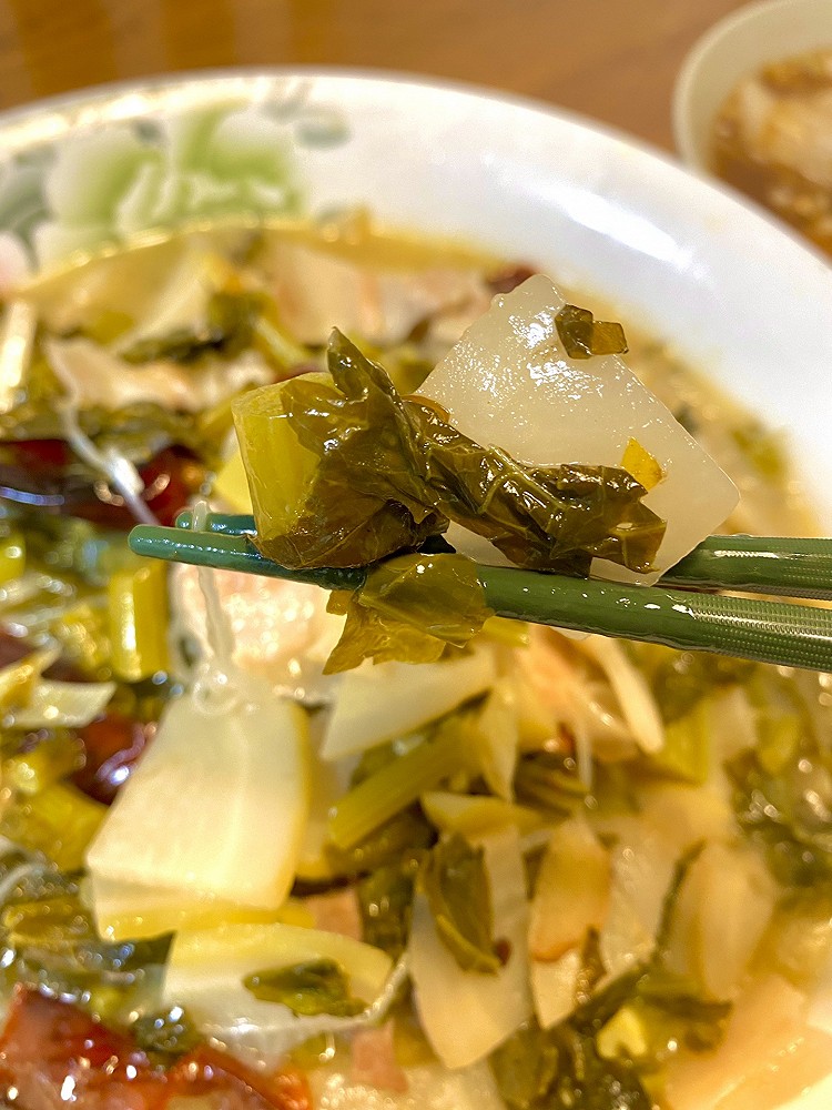 酸菜五花肉的做法