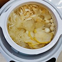 银耳莲子百合汤的做法图解9