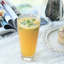 早餐元气果汁！香橙雪梨汁！