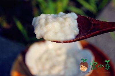 宝宝辅食：奶香藜麦挤挤面