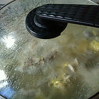 “月子鸡”～红菇米酒鸡汤*天然食材的传统做法*的做法图解5