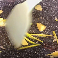下饭又开胃的辣炒香干的做法图解7