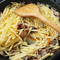 酸甜土豆丝的做法图解6