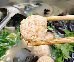 黑木耳菌菇肉丸汤（一款减脂和不减脂都可以喝的冬日暖汤的做法