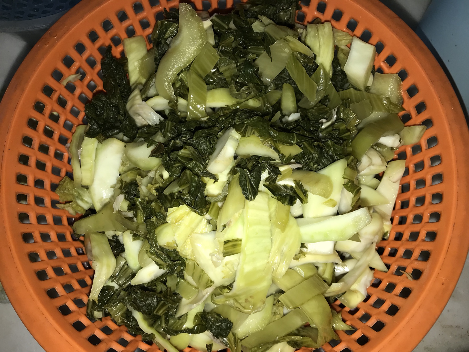 零技巧【自制腌酸菜】的做法图解4