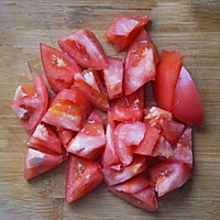 红配绿，大头菜炒西红柿的做法图解4