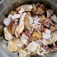 金针沙葛炒鸡肉的做法图解2