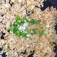 鲜贝露春日尝鲜～蛋炒饭的做法图解6
