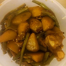 土豆豆角炖排骨