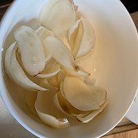 西芹百合炒虾仁的做法图解4