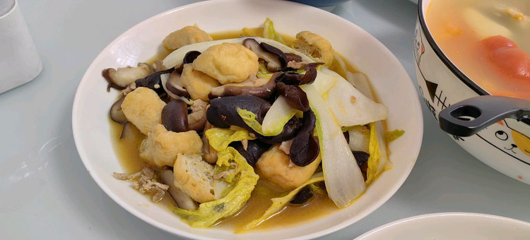 油豆腐香菇大白菜的做法