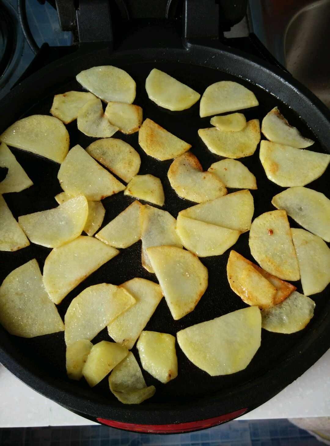 咖喱土豆的做法_【图解】咖喱土豆怎么做如何做好吃_咖喱土豆家常做法大全_蓝纹乳酪_豆果美食