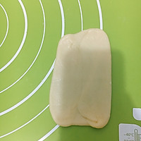 奶香绿豆馅蛋黄酥的做法图解5
