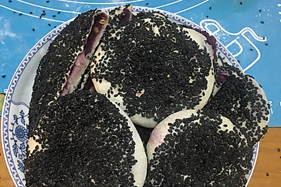 紫薯瓜仁芝麻饼