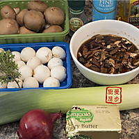 【曼步厨房】野生菌菇奶油浓汤的做法图解1