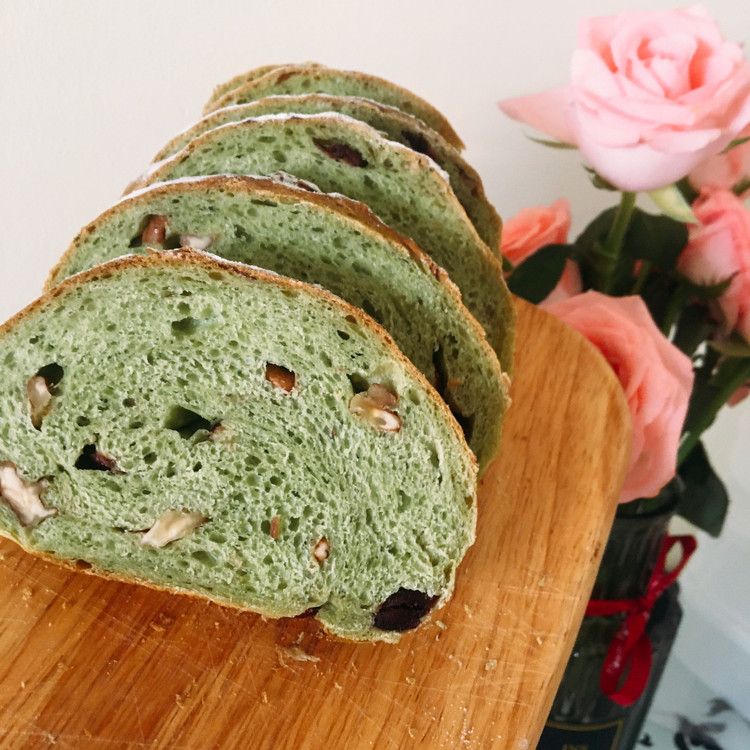 抹茶蔓越莓核桃软欧包的做法