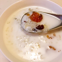 雪燕桃胶炖奶的做法图解5
