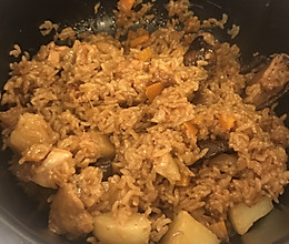 香菇鸡腿焖饭的做法