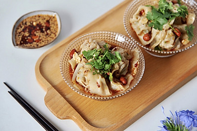 凉拌馄饨（韭菜虾爬鲜肉馄饨）