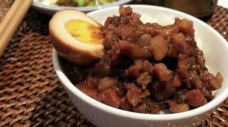 细说卤肉饭，唇齿之间的缠绵。的做法
