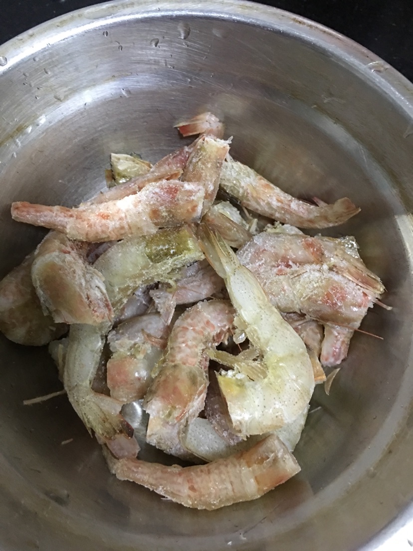 酸酸辣辣冬阴功汤的做法图解2
