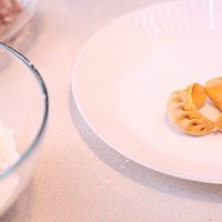 （广告测试）月牙饺子#金龙鱼专业饺子粉#的做法图解6