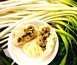 三道黄兰州韭菜包子的做法