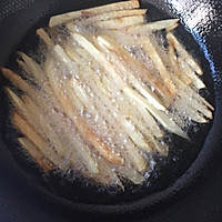 超简单快捷的美味薯条的做法图解2