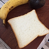 牛油果香蕉吐司卷—低脂能量餐的做法图解1