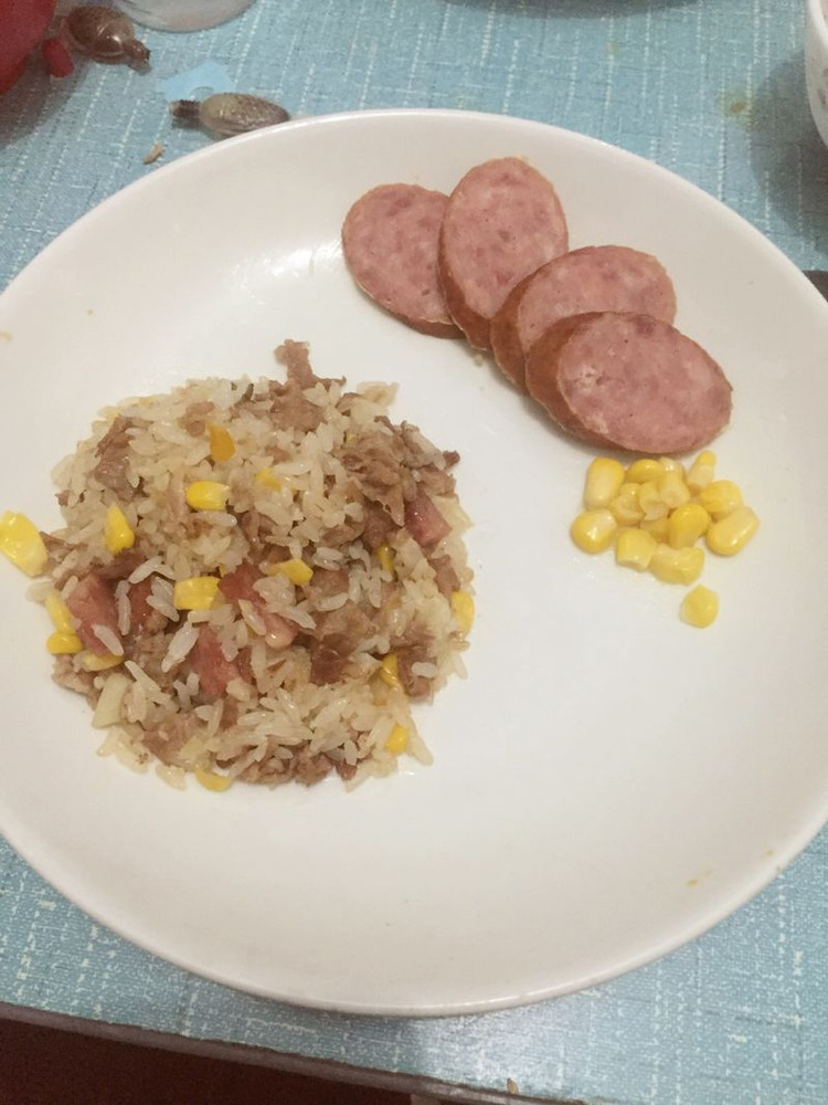 简易羊肉红肠炒饭的做法