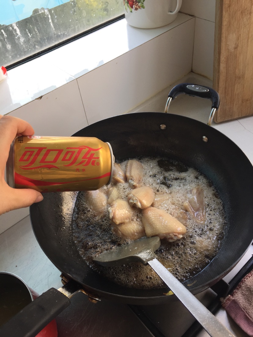 可乐鸡翅的做法图解1