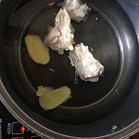 筒骨菌菇汤的做法图解10