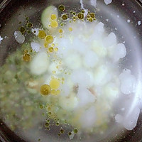 板栗大米绿豆玉米麦仁粥的做法图解2