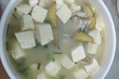 超简单鱼头豆腐汤