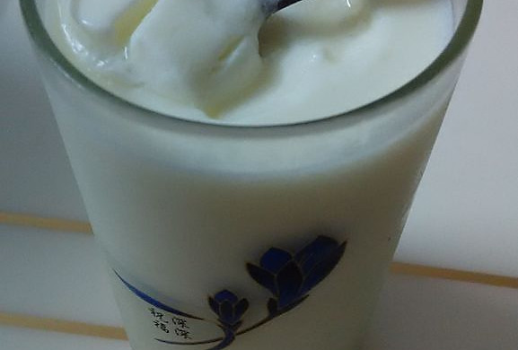 自制酸奶     用面包机~奶粉~做~酸奶~