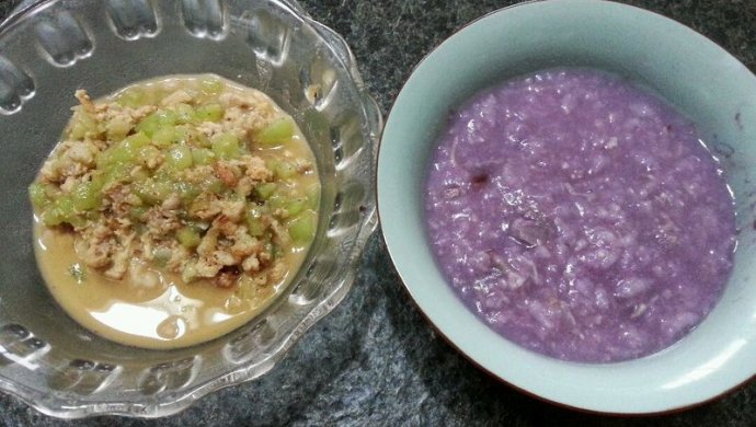宝宝早餐食谱：紫薯大米粥+丝瓜炒肉末
