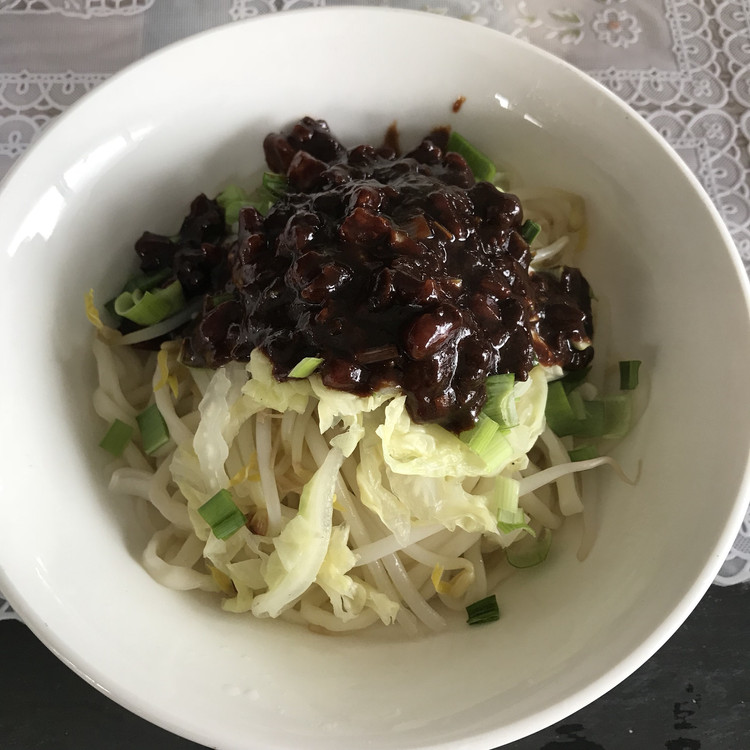 炸酱面的做法