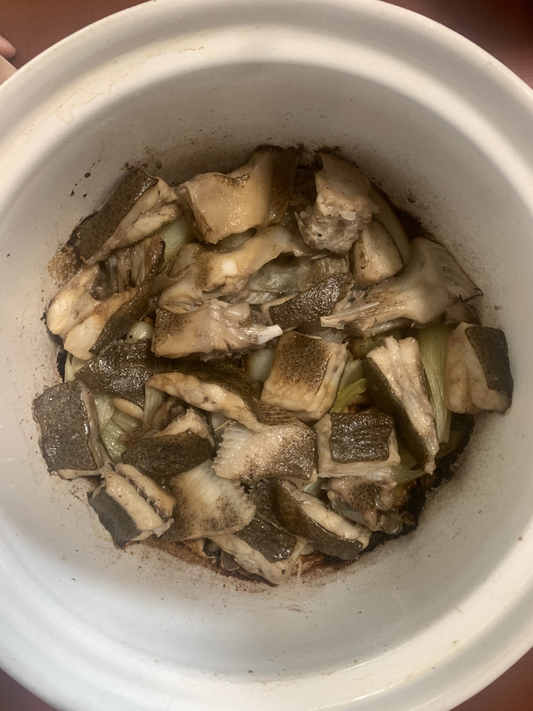 香气扑鼻：砂锅焗多宝的做法