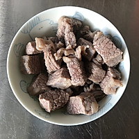 西红柿牛肉炖土豆的做法图解2