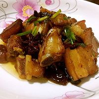 红烧焖锅五花肉的做法图解7