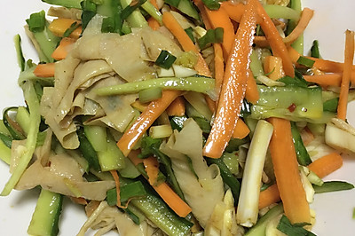 凉拌豆皮（人造肉）