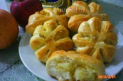 花样面包----椰蓉花形面包