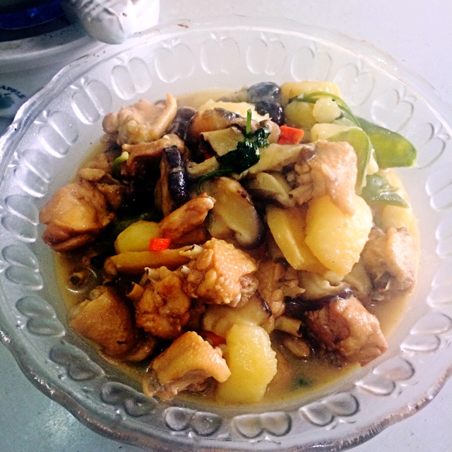 黄焖鸡米饭