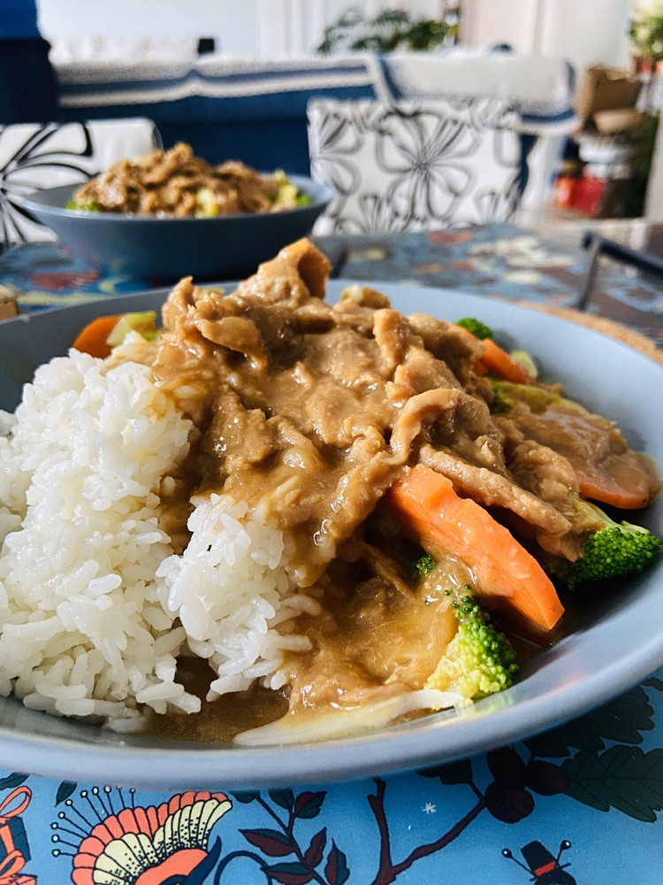 日式牛肉盖饭的做法